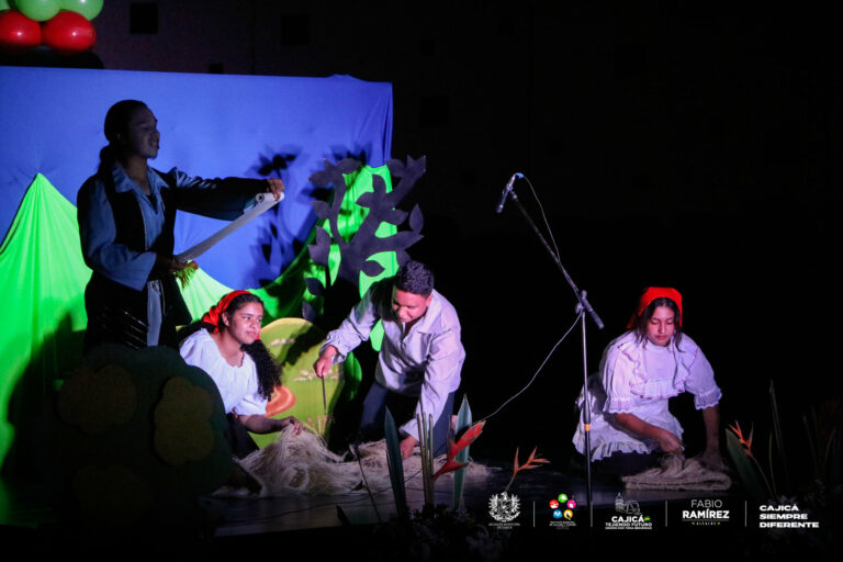 Teatro---.-
