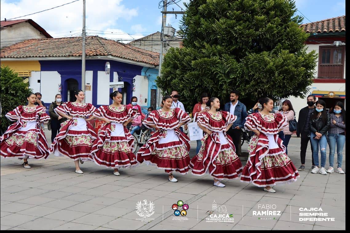 Danza Folclorica (5)