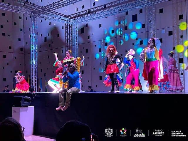 Danza Folclorica (6)