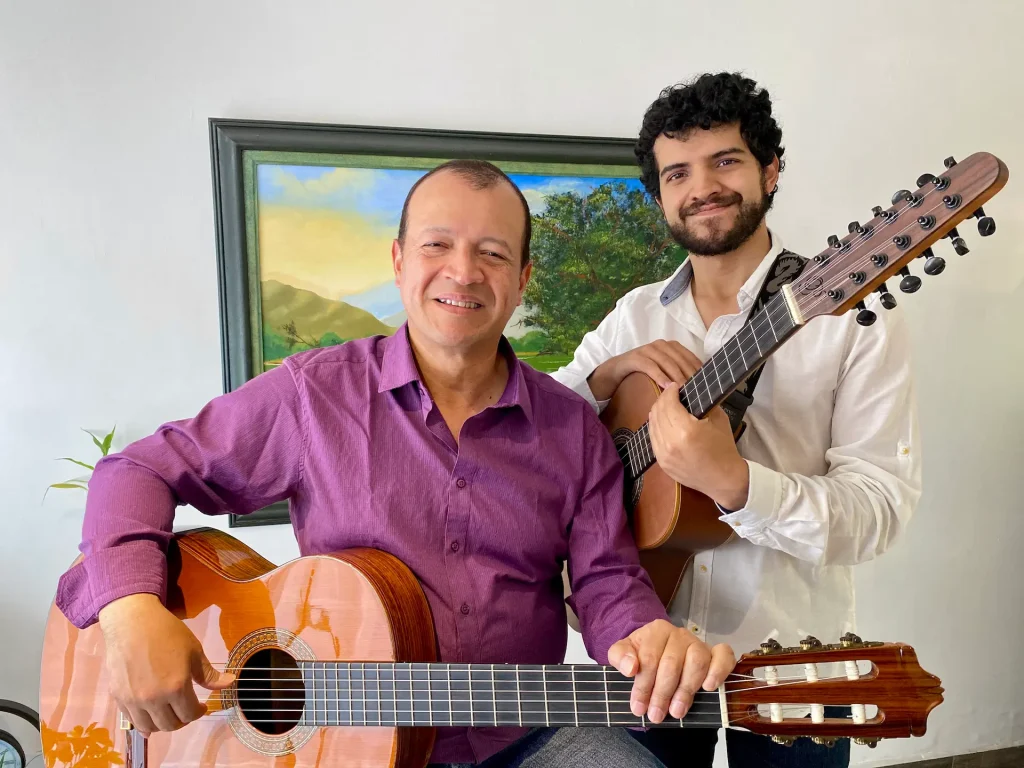 Valderrama’s Duo Biblioffnia